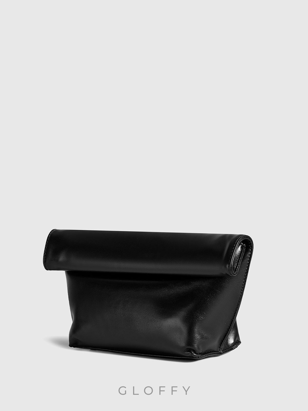 Minimalist Kıvrılmış Kenarlı Zarf Çanta