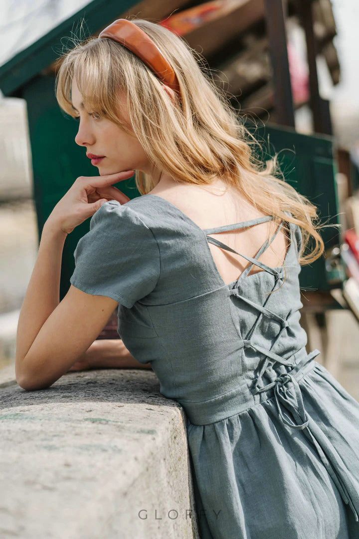 Marcelle Bağcıklı Sırt Detaylı Düğmeli Midi Elbise