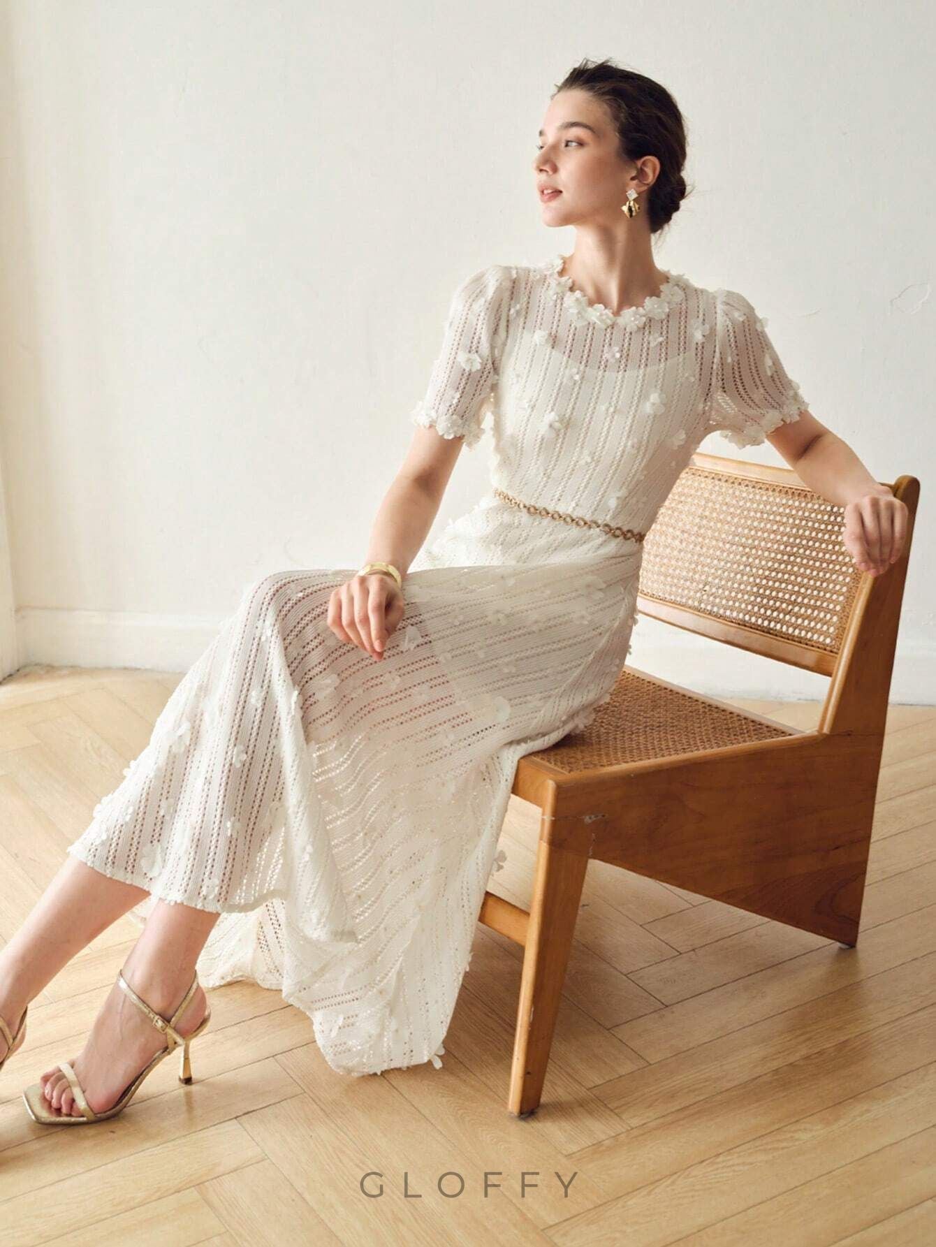 Mona Dantel İşlemeli Midi Örgü Elbise