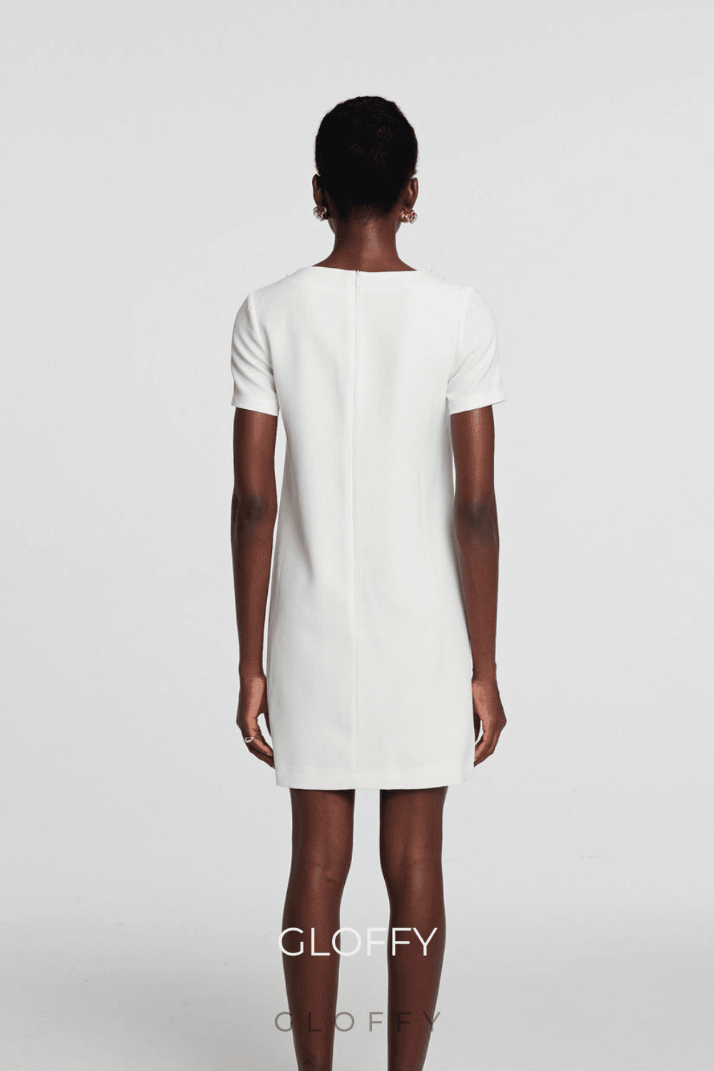 Kira Kısa Kollu Çiçek Desenli Mini Elbise