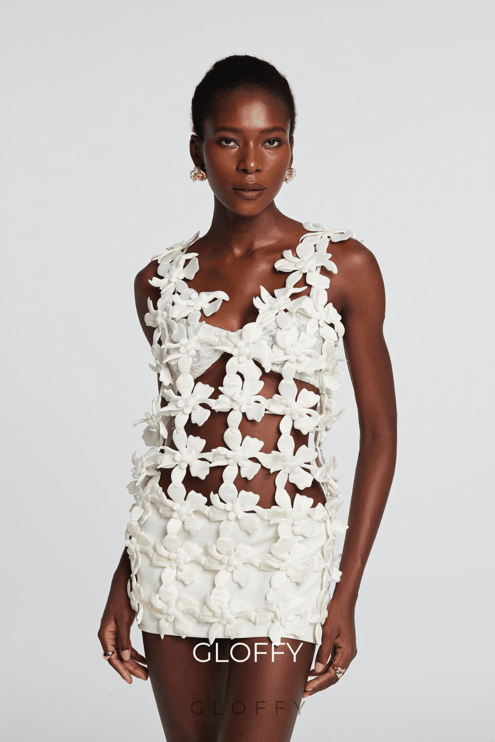 Kira Çiçek Desenli Boşluklu Kolsuz Mini Elbise