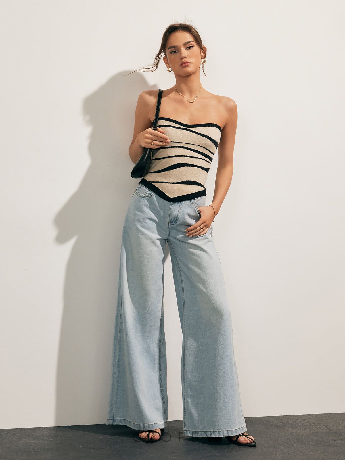 Askılı Triko Bluz Dalgalar Desenli – Bej Siyah