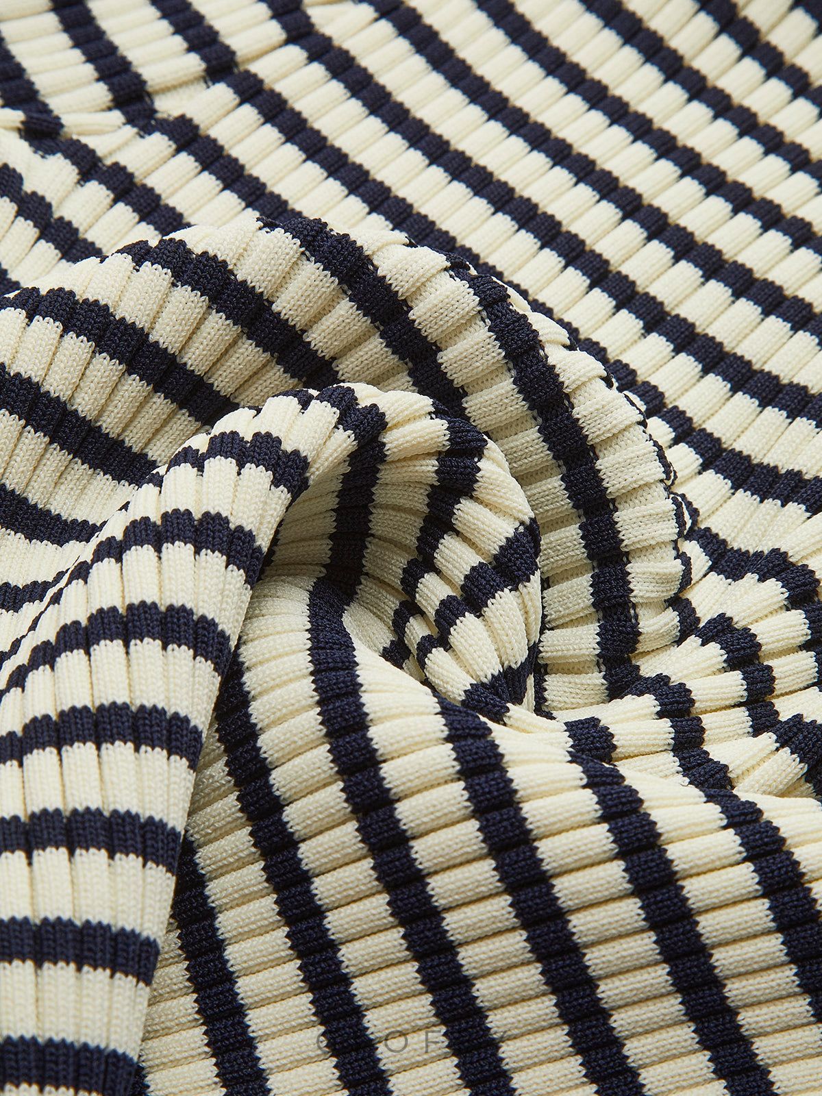 Çizgili Volanlı Kollu Kayık Yaka Triko Bluz – Ekru Lacivert