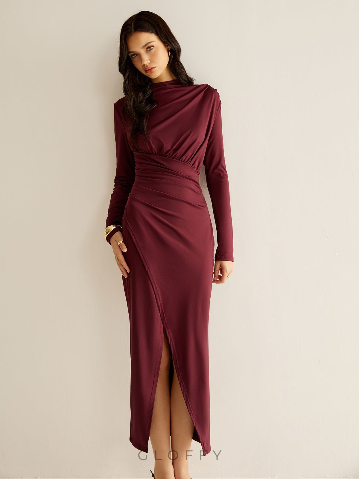 Şık Plise Yırtmaç Abiye Elbise