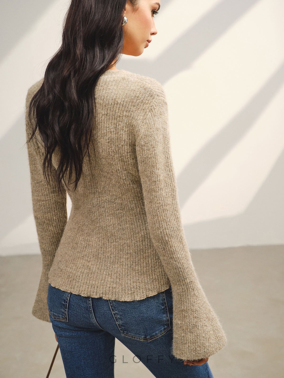 V Yaka İspanyol Kol Düğmeli Hırka – Vizon