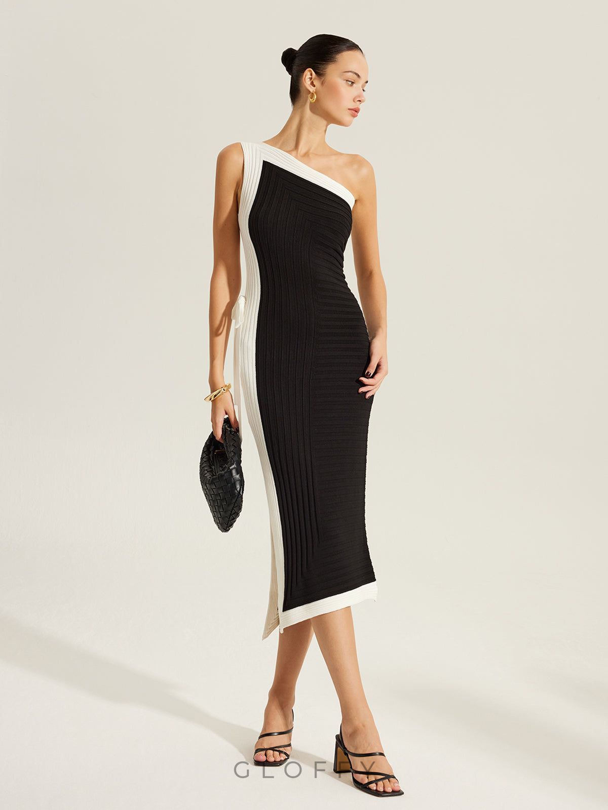 Tek Omuzlu Asimetrik Kesim Triko Elbise – Siyah