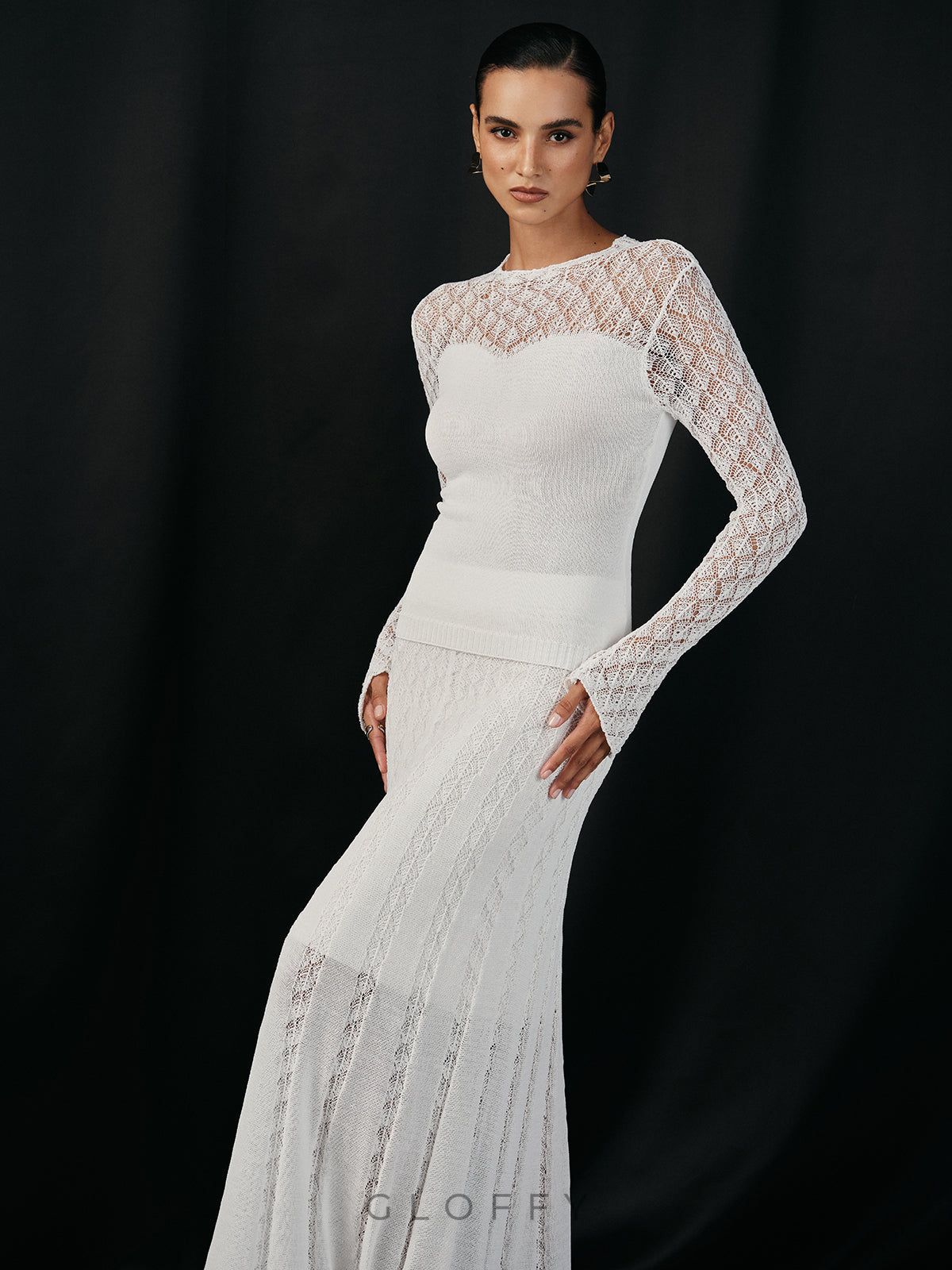 Şeffaf Dantel Detaylı İnce Triko Bluz – Beyaz