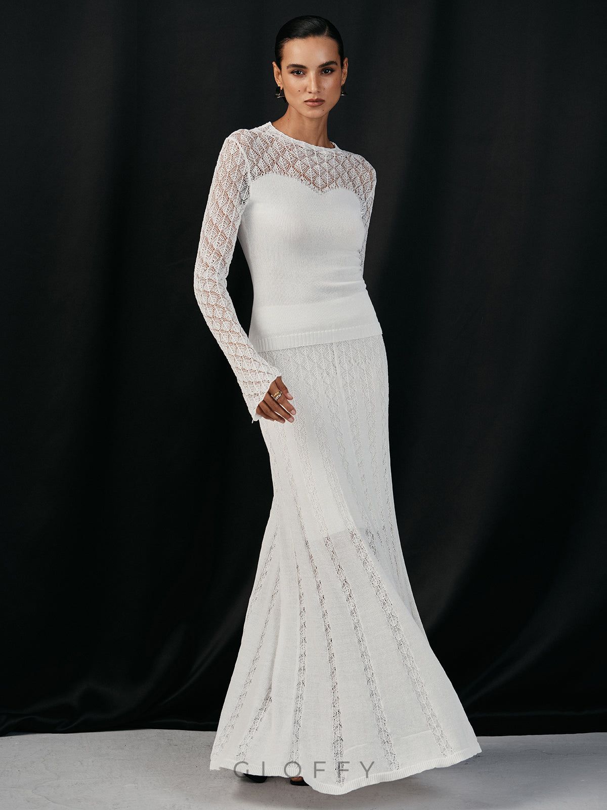 Şeffaf Dantel Detaylı İnce Triko Bluz – Beyaz