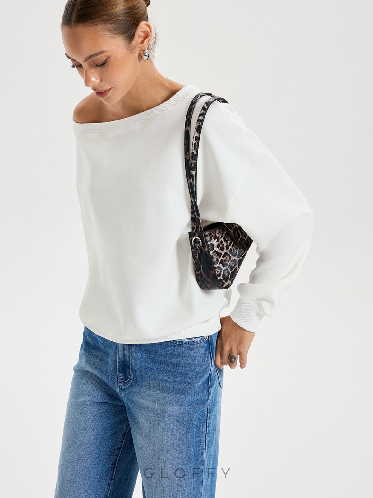 Omuzlardan Açık Oversized Sweatshirt