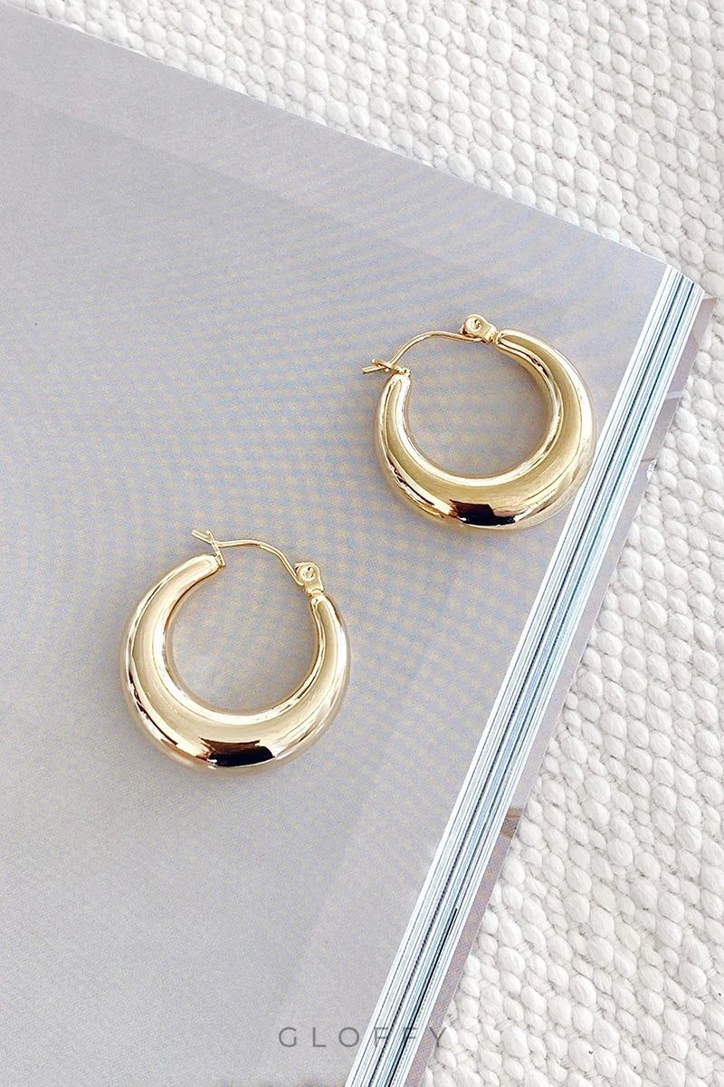 Temel Halka Küpeler - Altın