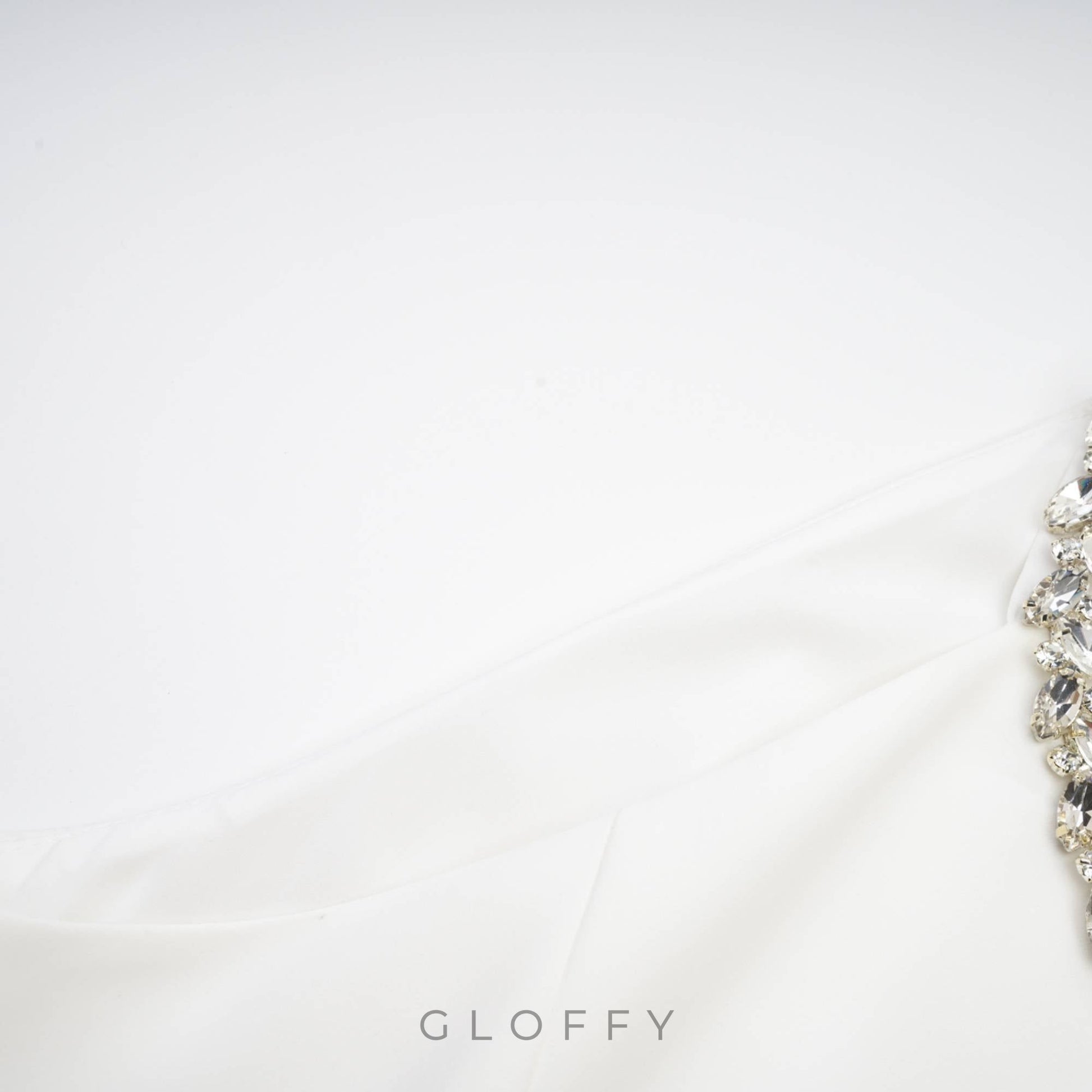 Élodie Taş Yaka Detaylı Midi Elbise