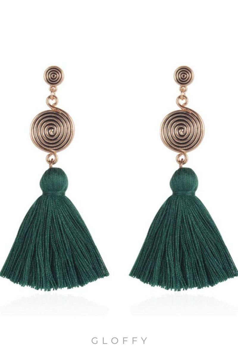 Kanna Whirlpool Püskül Küpeler